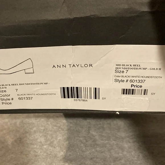 Beautiful  Mid Block Heels 👠 Flats, size -7, Color Black/White Houndstooth - Picture 2 of 10